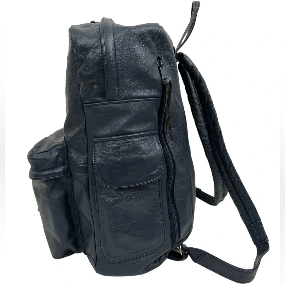 Vtg Leather Backpack, Navy Blue, by Shedhorn Creek Leather Products 1990s